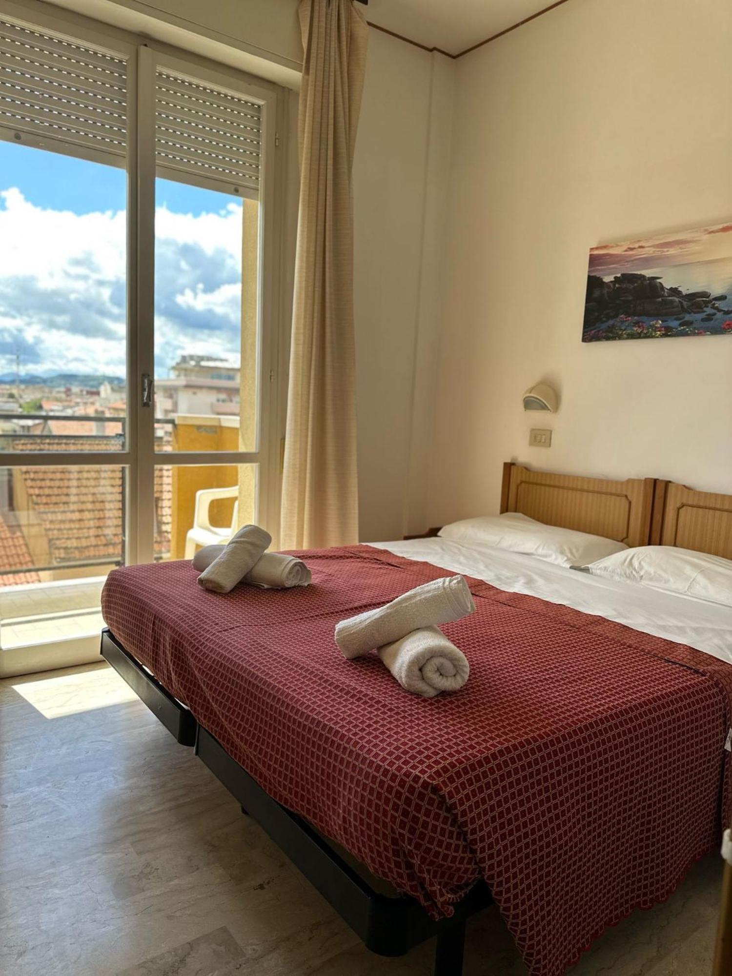 Hotel Anny Rimini Esterno foto