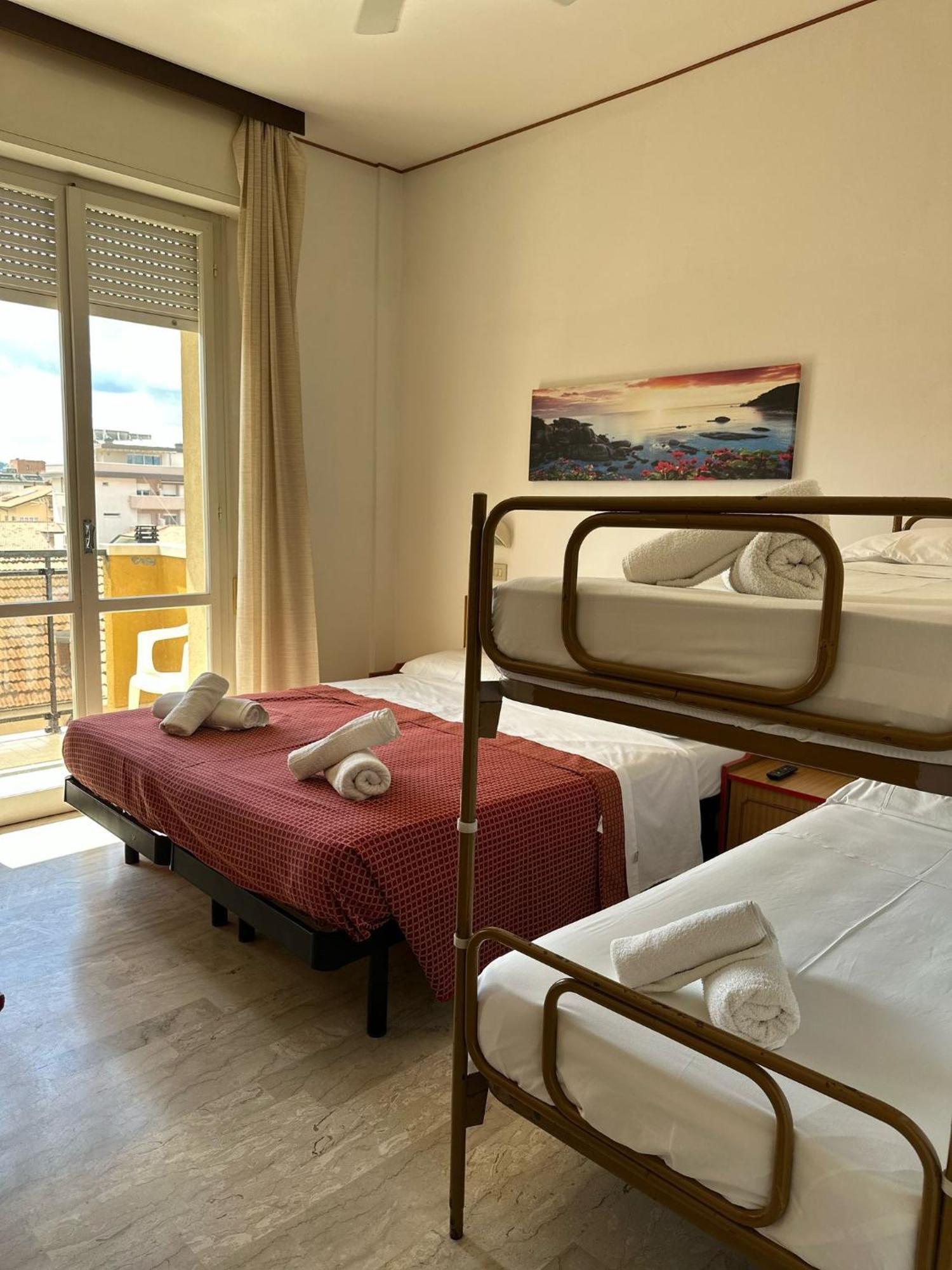 Hotel Anny Rimini Esterno foto